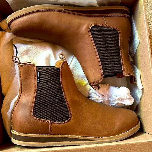 Brown Leather Chukka Chelsea Boots US size 10 / Euro 43 (closer to a US 9.5)