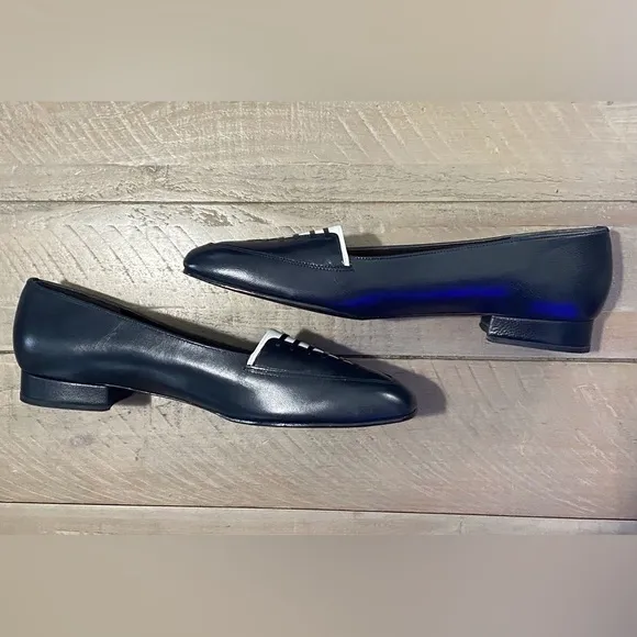 California Magdesians Navy Loafer l WOMENS Flat Shoes size 10.5