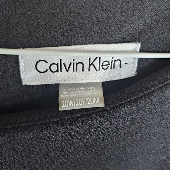 Calvin Klein 20W NWT Black Bell Sleeve Boat Neck Sheath Dress Casual‎ Formal