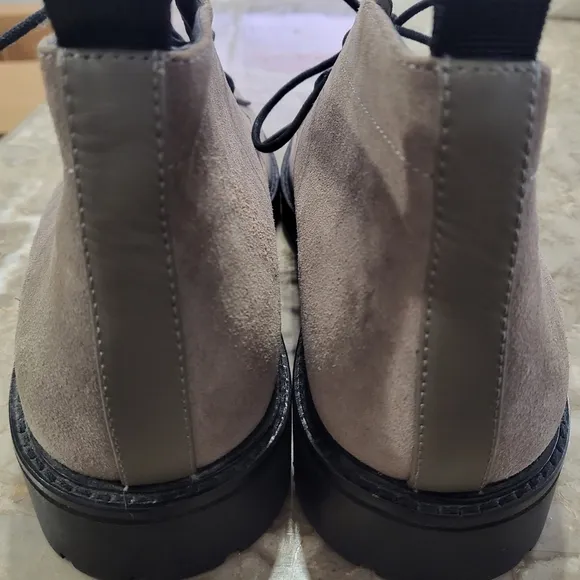 Calvin Klein Men's Size 9 - Ankle Boots Dress Lace Up Flat.