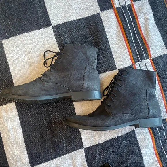 Camper Leather Bowie Lace up Boots! Black. Size 36 or 6 in US.