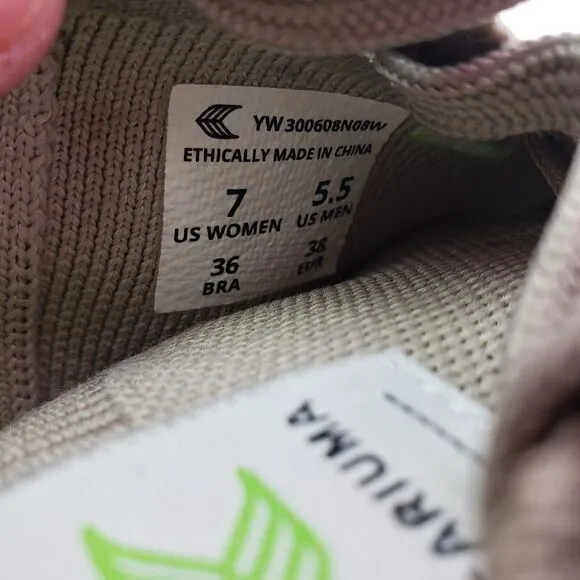 Cariuma IBI Low Womens Size 7 Sand Beige Vegan Knit Casual Sneaker Shoes
