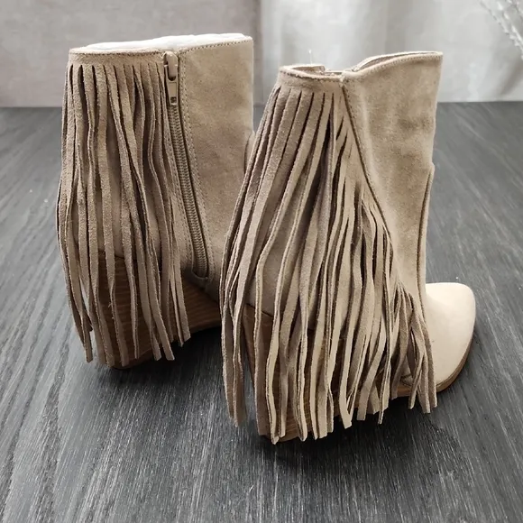 Carlos Santana Mika Western Wedge Fringe Boots Booties Driftwood