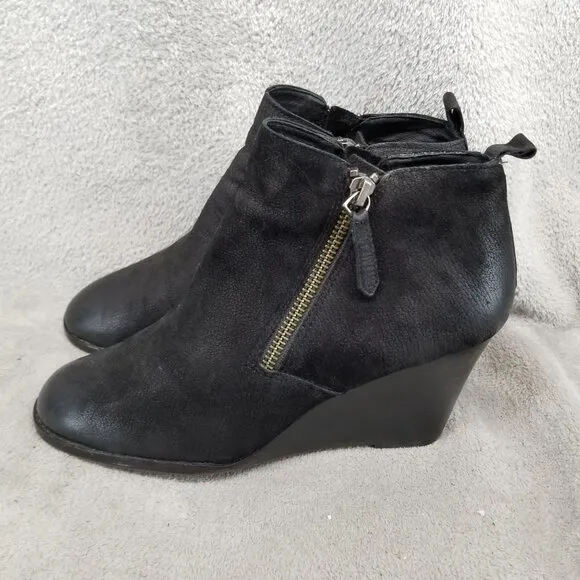 Caslon Shoes Womens Size 7 Black Leather Side Zip Wedge Ankle Boots