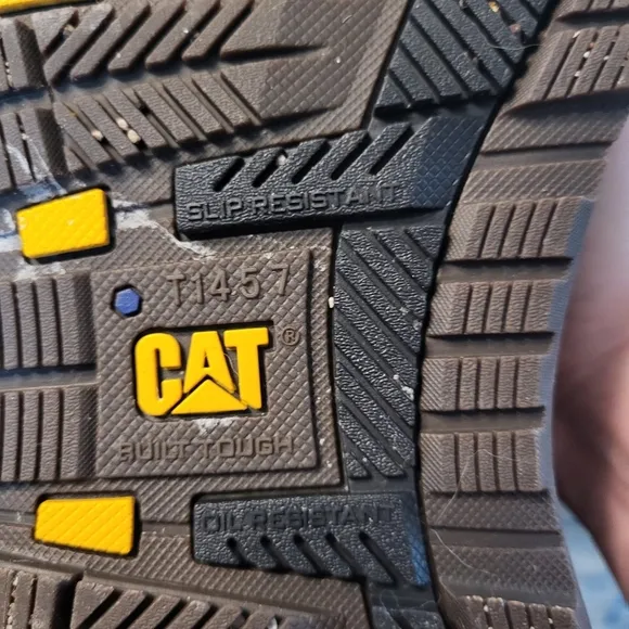CAT Provoke Mid Alloy Toe Mens Leather Slip Oil Resistant Work Boots Size 12