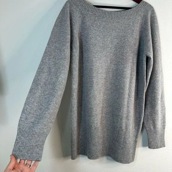 Celtic &amp; Co Womens Lambswool Gray Tunic Sweater Medium Minimalist Closet Staple