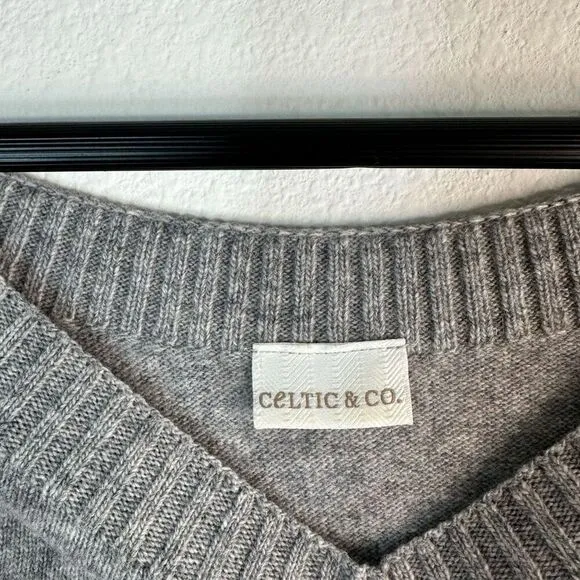 Celtic &amp; Co Womens Lambswool Gray Tunic Sweater Medium Minimalist Closet Staple