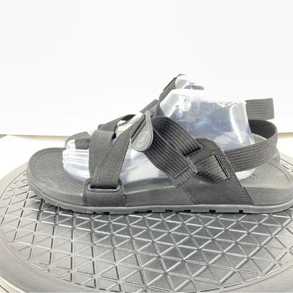 Chaco Men 45 Size 12 Sandals Black Strappy Shoes Rubber Water Hiking Lowdown 2