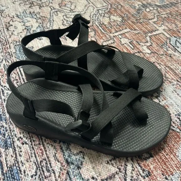 Chaco Men’s Z2 Classic Black Sport Sandals Size 11 Adjustable Hiking Shoes