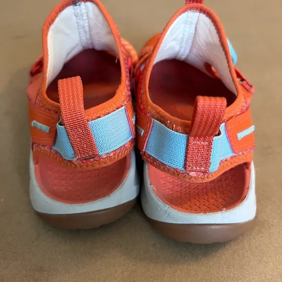 Chaco Womens Odyssey Sneaker Sandals Hiking Outdoor Orange JCH107776 Size 8