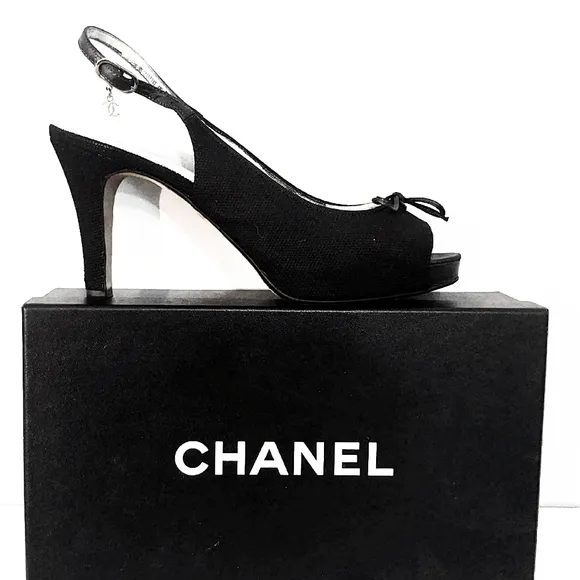 Chanel Luxury Black Open Toe Slingbacks- Size 40