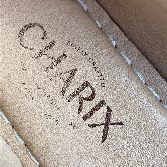 CHARIX • Cream Women's Slip-On Shoes • SZ. 37