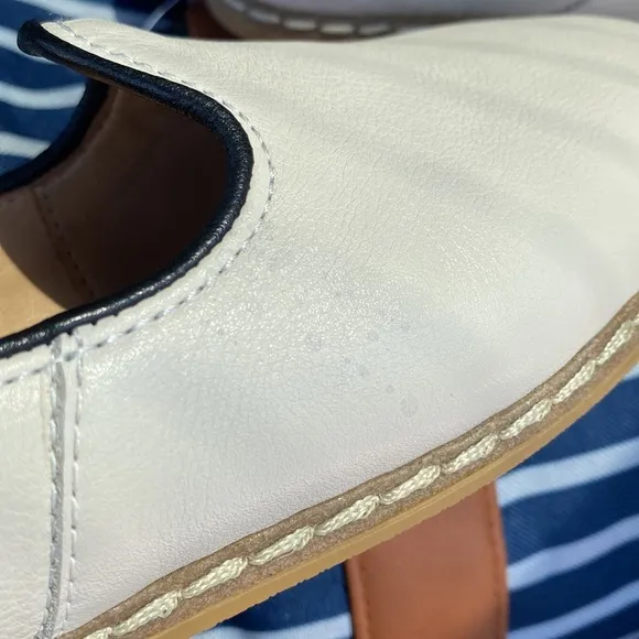 CHARIX • Cream Women's Slip-On Shoes • SZ. 37