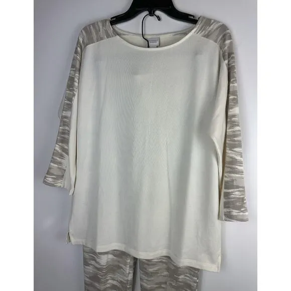Chico's Set CoziSoft Playful Camo Dolman Pullover Drawstring Ankle Pants Size 1