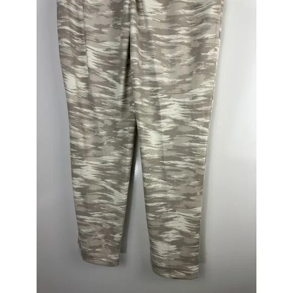 Chico's Set CoziSoft Playful Camo Dolman Pullover Drawstring Ankle Pants Size 1