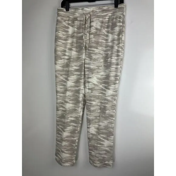 Chico's Set CoziSoft Playful Camo Dolman Pullover Drawstring Ankle Pants Size 1