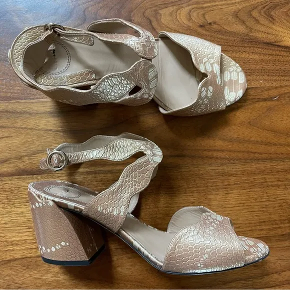 CHLOÉ Lauren’s Snakeskin-embossed Metallic Leather Sandal Size US 7