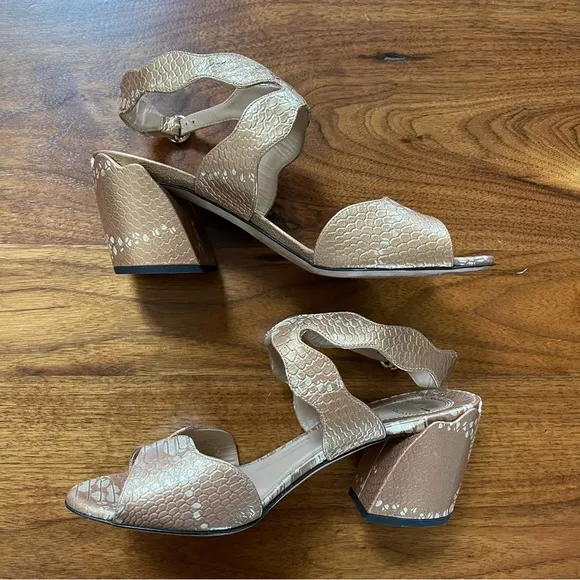 CHLOÉ Lauren’s Snakeskin-embossed Metallic Leather Sandal Size US 7