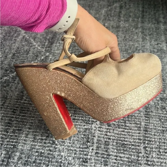 Christian Louboutin Shoes Sz 38.5