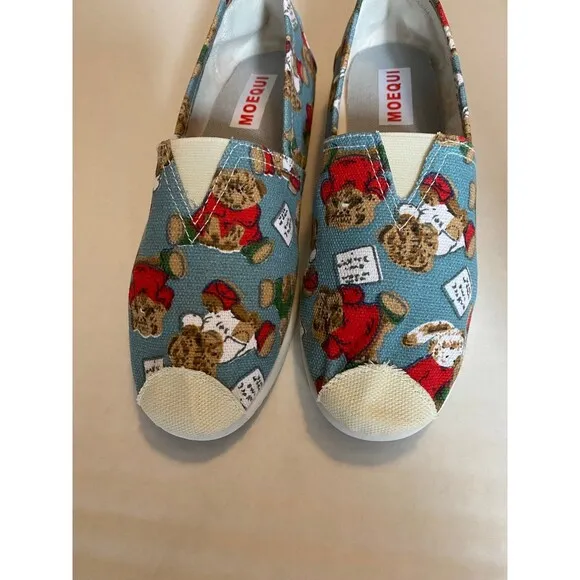 Christmas Bear Canvas shoes by Moequi Size 8 Brand New slip on size 8 shoes