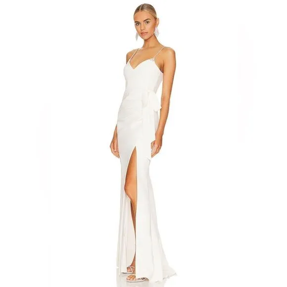 Cinq a Sept Emmie Gown in Ivory Size 4