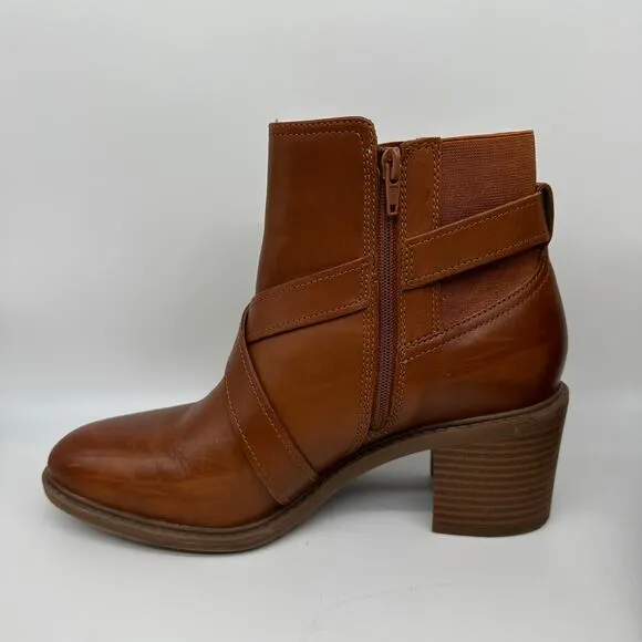 Clarks Brown Leather and Fabric Criss Cross Buckle Ankle Boots Womens Size 9.5