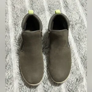 Clarks Cloudsteppers Casual Booties Breeze Clover Olive Size 6.5