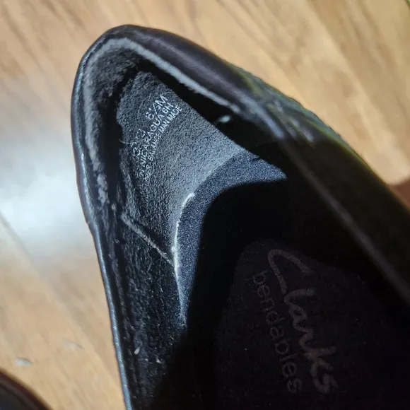 Clarks Women's Black Slip-On Shoes, Size 8.5M
