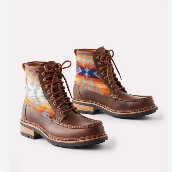 “CLARKS x PENDLETON” Ottawa Peak Brown Leather Moc-Toe Boots