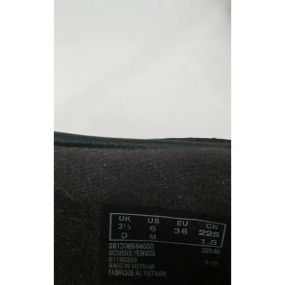 Clarks. Collection Women's. Shoes Sz 6 Channing Ann Black  Leather‎ Slip On