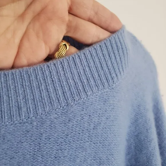 CLUB MONACO Cashmere Soft Pastel Blue Blouson Sleeve Boxy Fit Sweater M/L Easter