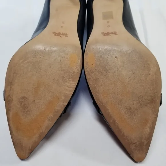 Coach Lauri Woman Shoes Sz 9B Classic Pump Black Leather Lock Detail Pointed Toe