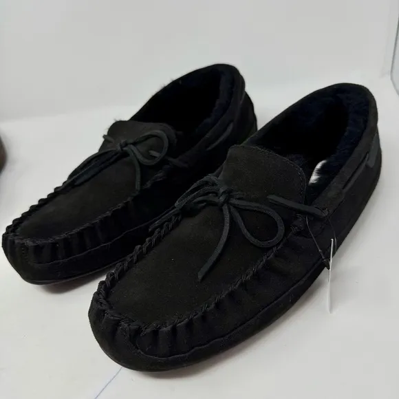 Coach Mens Size 8 shearling moccasin indoor/outdoor slippers Black NWT