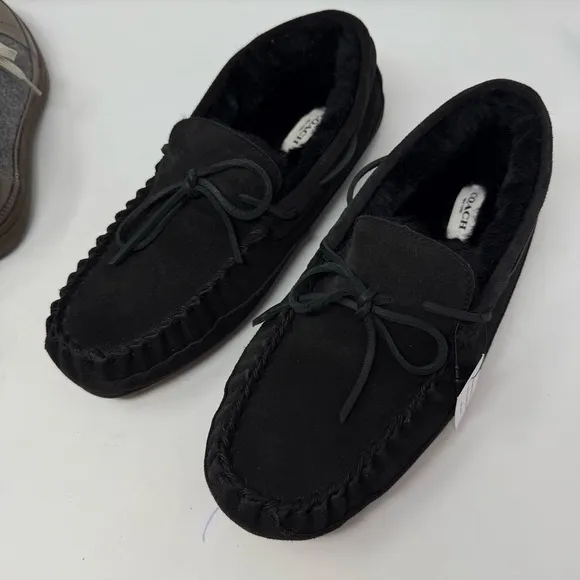 Coach Mens Size 8 shearling moccasin indoor/outdoor slippers Black NWT