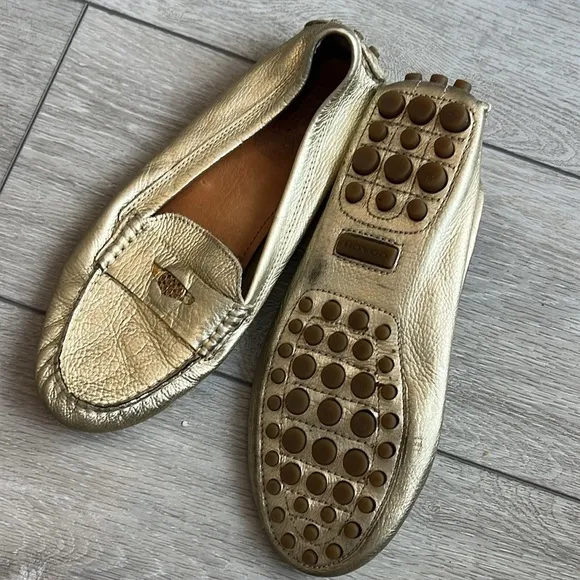Coach Nicola gold metallic leather flat penny loafers style slip on shoes size 8