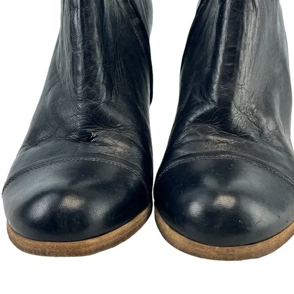 COCLICO Tone on Tone Cap Toe Heeled Leather Ankle Boots Women US 6.5 in Black
