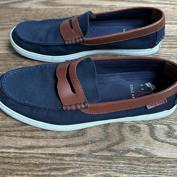 Cole Haan 1928 Nantucket Navy Blue Penny Loafer Boat Shoe size 10.5 Men's EUC