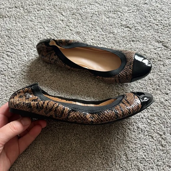 Cole Haan Deltona Size 8 Snakeskin Leather Patent Cap Toe Ballet Flat Shoes