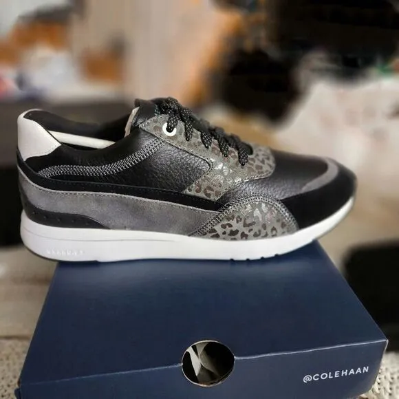 Cole haan grandpro downtown runner size 9