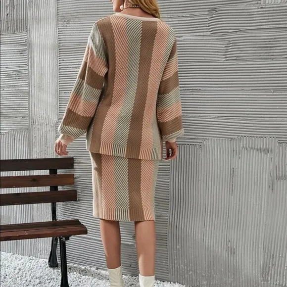 Colorblock sweater &amp; knit skirt