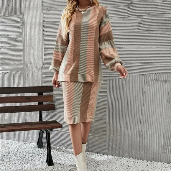 Colorblock sweater &amp; knit skirt