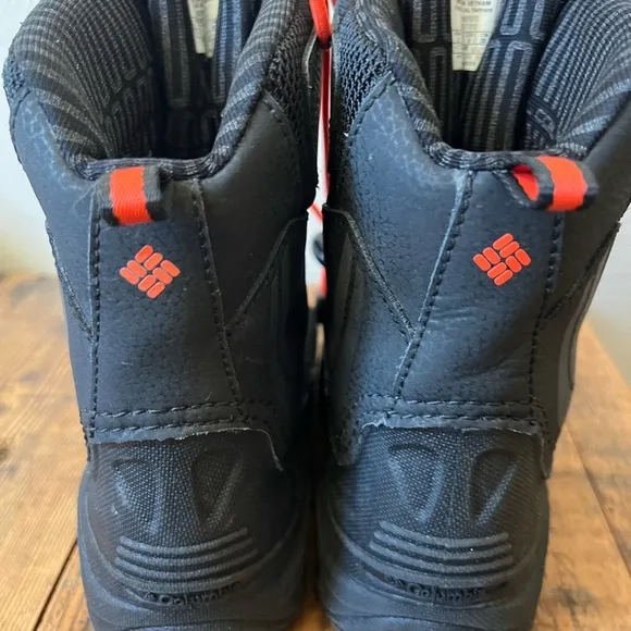 Columbia Boots Youth 2 Bugaboot IV Insulated 200g Snow Boots Black BY5957-010