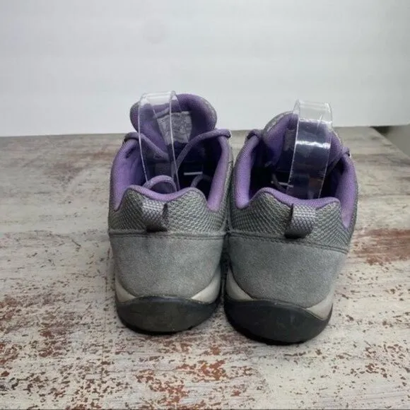 Columbia Grey &amp; Purple Low Top Hiking outdoor shoes 7.5
