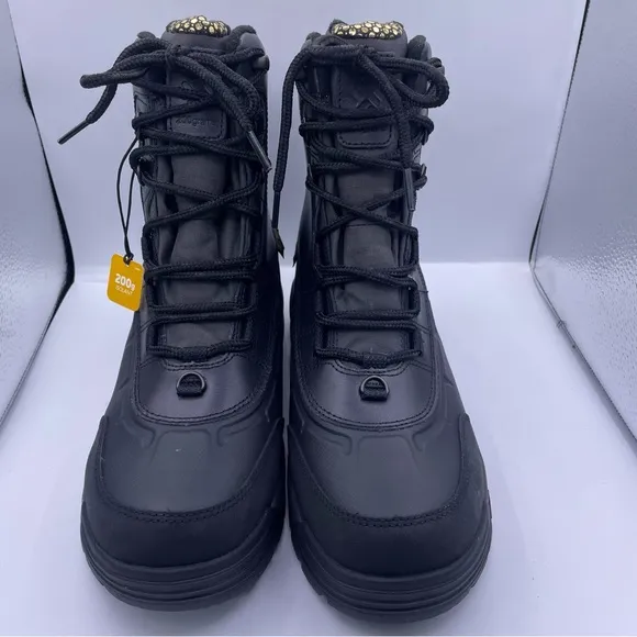 Columbia men Bugaboot celsius black boots Size 8 Wide waterproof insulation