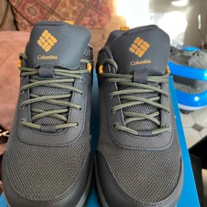 Columbia Men's Grey Shoes 11 Wide