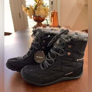 Columbia Women's Minx Shorty Iii Snow Boot size 6.5