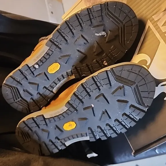 Composite Work Boots
