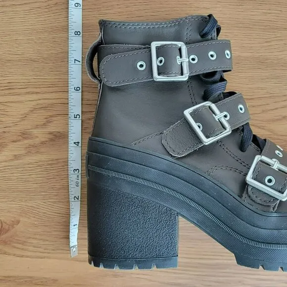 ⭐Converse Chuck 70 De Luxe Heel Leather &amp; Buckles 10.5 Women Boots Brown A12209C