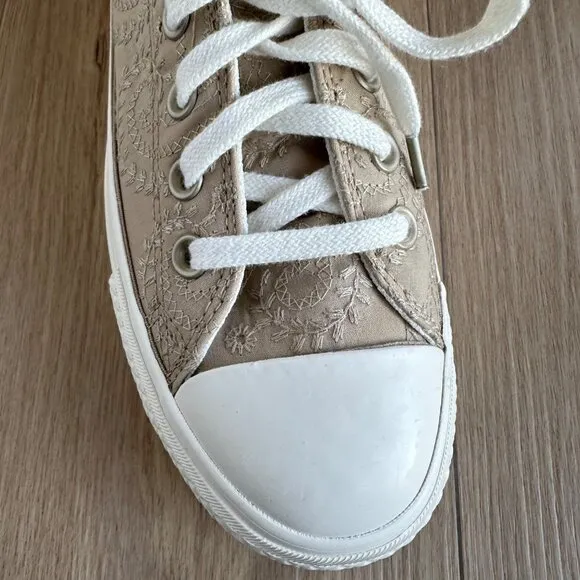 ⭐Converse Chuck Taylor All Star Lift Bow Women's Shoes Sz 7 Embroidered A10246C⭐