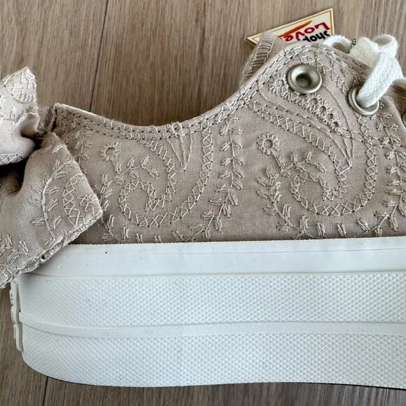 ⭐Converse Chuck Taylor All Star Lift Bow Women's Shoes Sz 7 Embroidered A10246C⭐